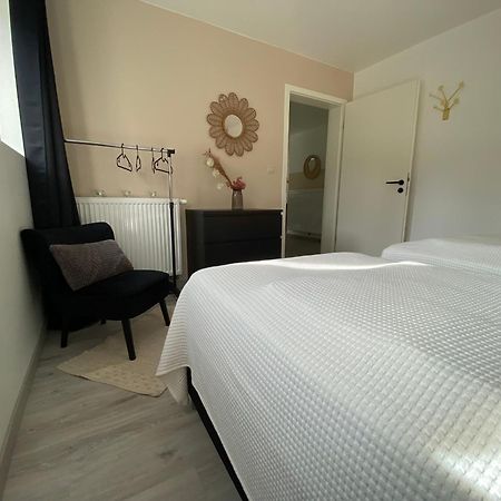Bandrew Apartment Стумон Екстериор снимка